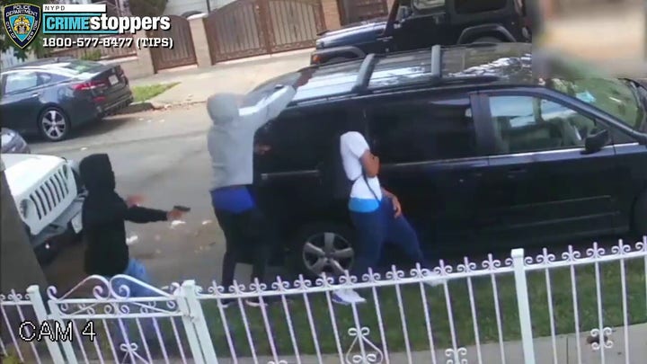 Video shows a non-fatal shooting and assault in broad daylight in New York City