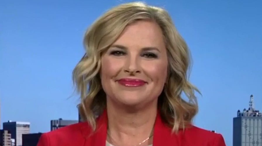 Dallas salon owner tells Tucker Carlson why she wouldn't apologize for defying the coronavirus lockdown	