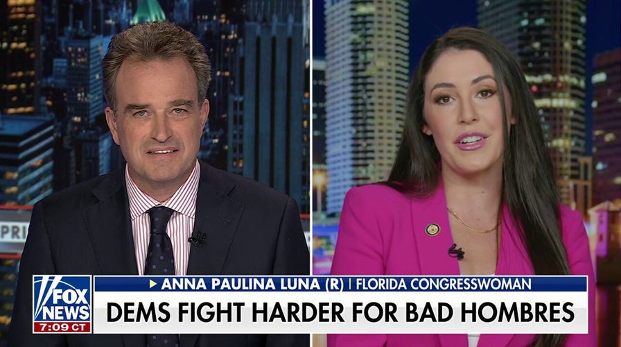 There is no comparison between Trump and this 'complete loser,' GOP congresswoman argues