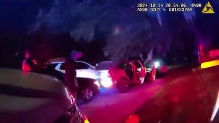 Video shows Florida deputies arrest two suspects tracked down by a stolen cellphone - Fox News