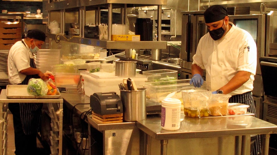 New York restaurateur sues for right to reopen