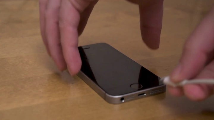 Kurt Knutsson explains how to keep your phone battery charged longer