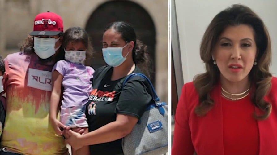 US COVID-19 fatalities decreasing as case numbers go up