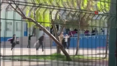 Students flee from Turkey high school during shooting