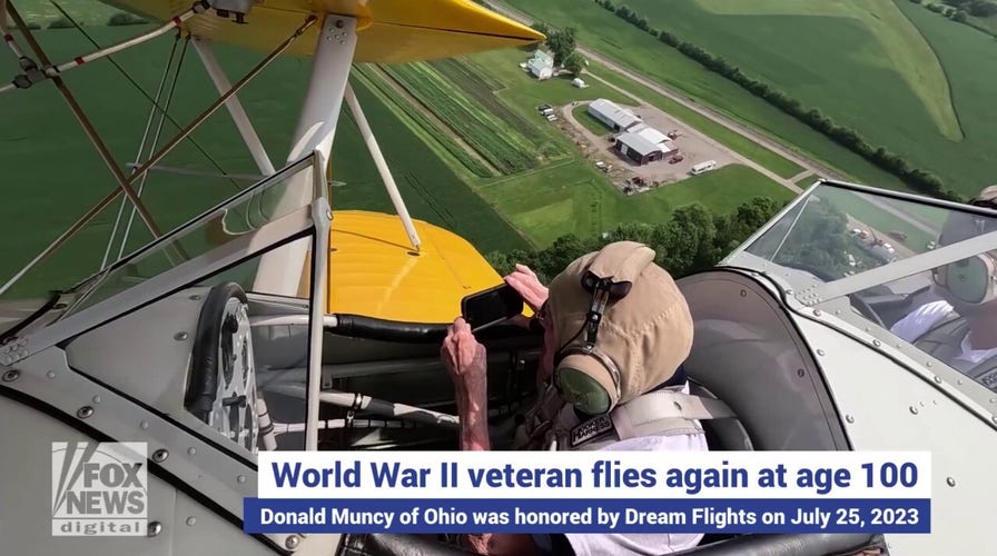 World War II veteran airman Don Muncy, 100, flies again