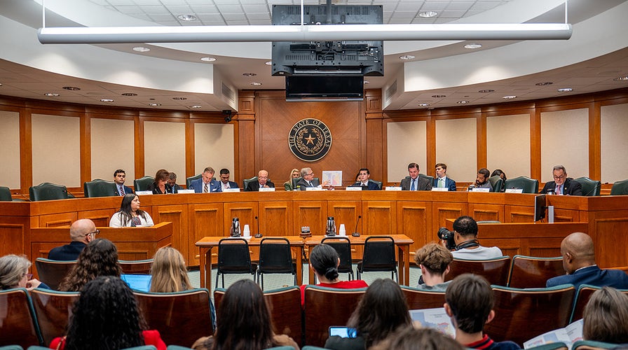 WATCH LIVE: Texas legislature resumes work after Dems return to the state