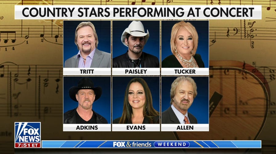 Country music stars come together to honor the police