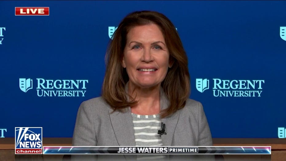 Bachmann: Normal Americans ‘have more brains’ than entire room of politicians