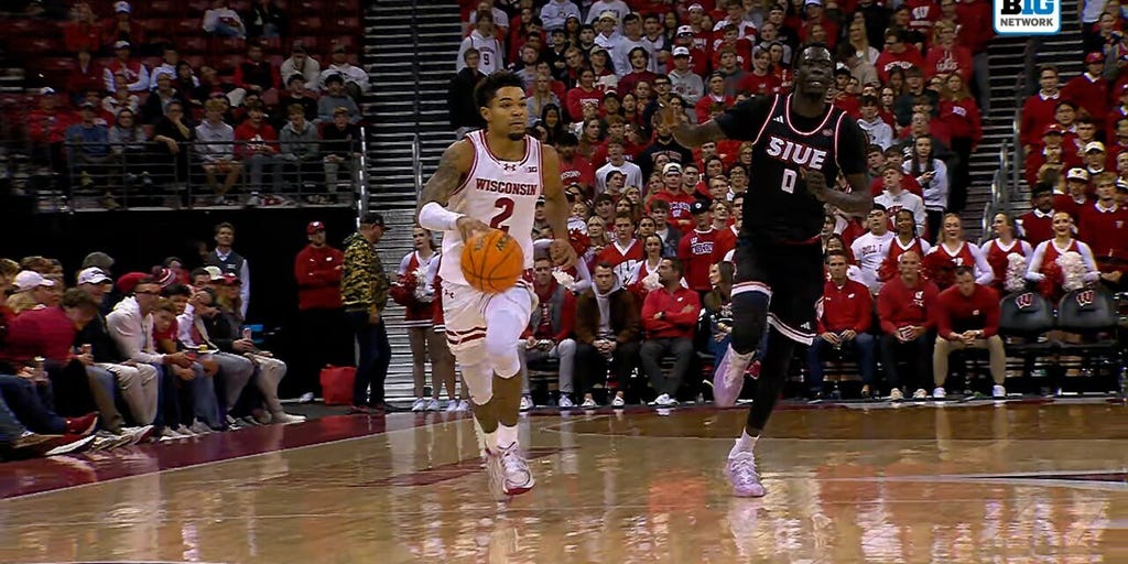 Wisconsin's Nick Boyd lobs it to Austin Rapp for alley-oop vs. SIU Edwardsville