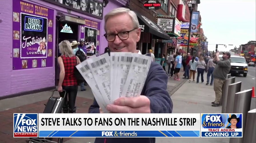 Steve Doocy quizzes FOX fans in Nashville ahead of the Patriot Awards