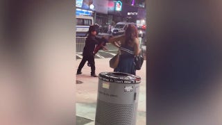 Man grabs screaming child off Brooklyn street before parents give chase