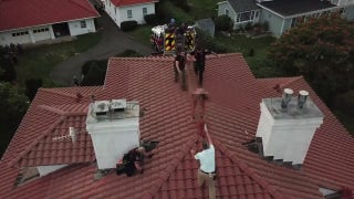  Drone video captures Connecticut police making arrest on roof of three-story home - Fox News