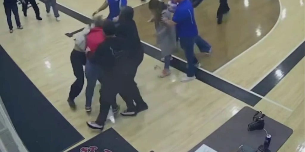 Brawl erupts among unruly parents during 6th grade boys basketball game