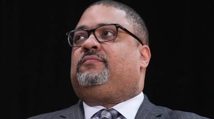 'Highly unlikely' Trump will face jail sentence as Manhattan DA seeks stay to 2029, says Ted Williams