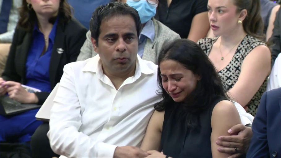 Grieving parents say failed carriage ban law in NYC could have saved their son