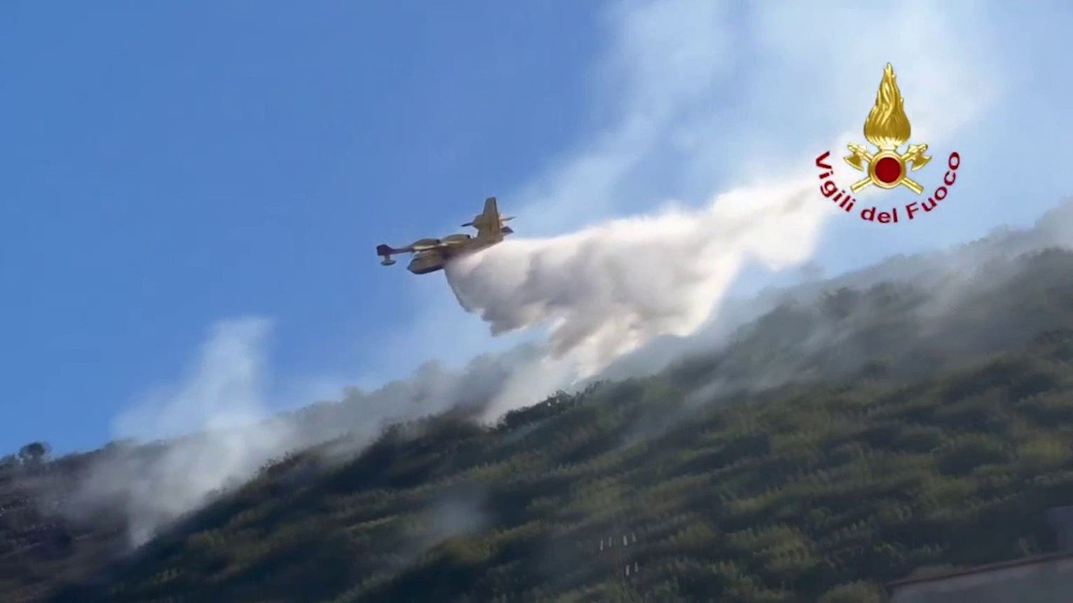 Tourists evacuate as massive wildfire burns near Amalfi Coast hot spot
