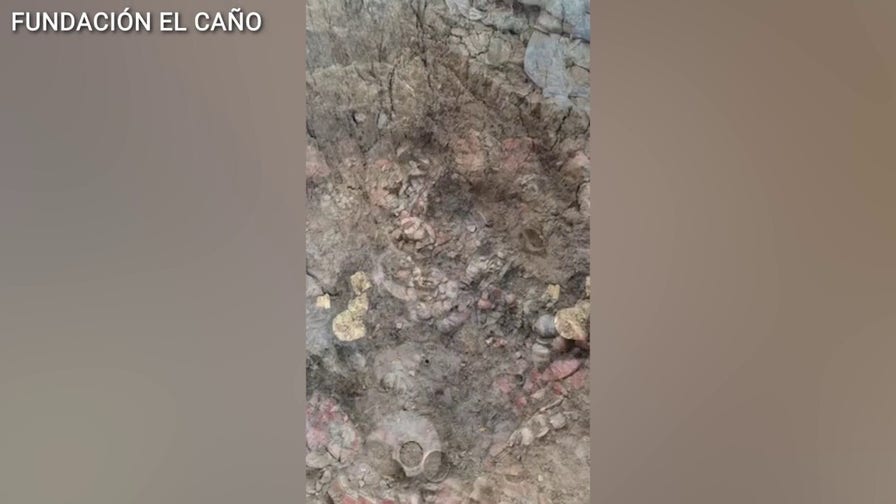 Ancient ceramics, gold unearthed in 1,000-year-old tomb in Panama