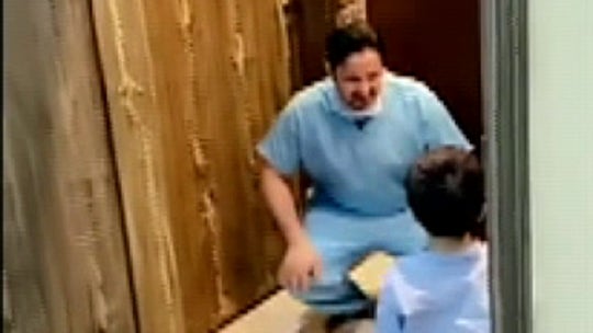 Saudi nurse breaks down as he's forced to refuse son's hug after work