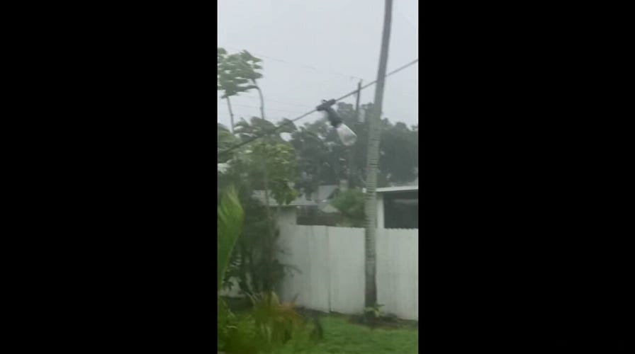 High winds in Naples, Florida as Hurricane Ian makes landfall