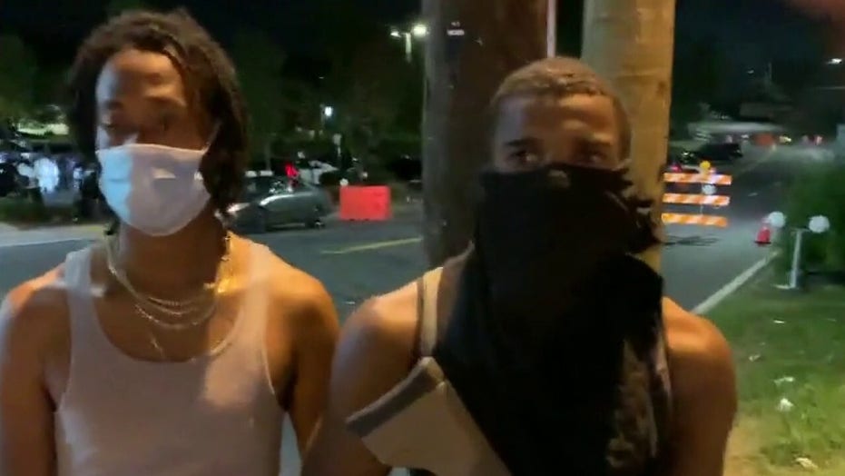 Armed Atlanta Protesters Near Rayshard Brooks Shooting Site Say Cops Not Allowed There Fox News