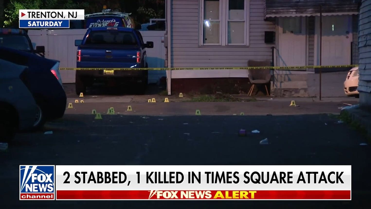 Crime concerns rise after deadly NYC stabbing spree, Chicago weekend shootings