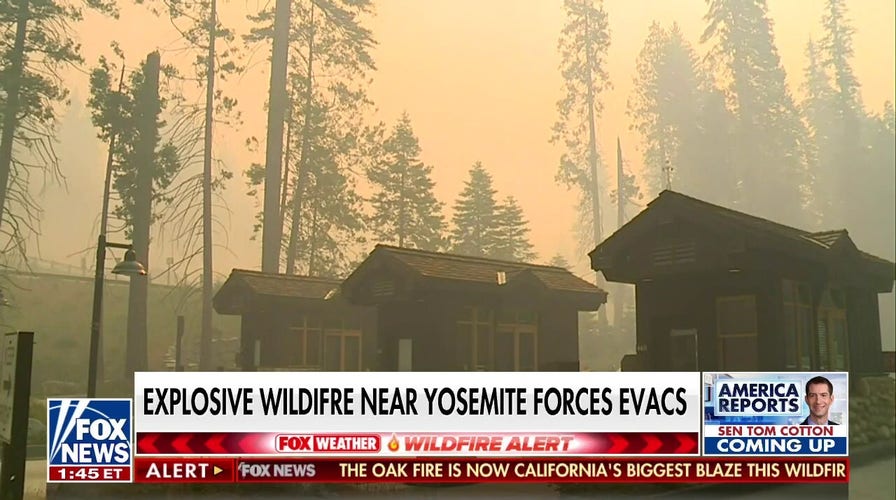 Wildfire near Yosemite leaves residents with only the clothes on their backs 'hoping for the best' 
