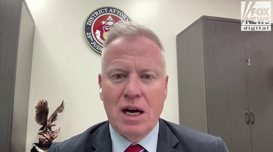 Tough-on-crime DA uses lessons learned from mass shooting cases to protect public