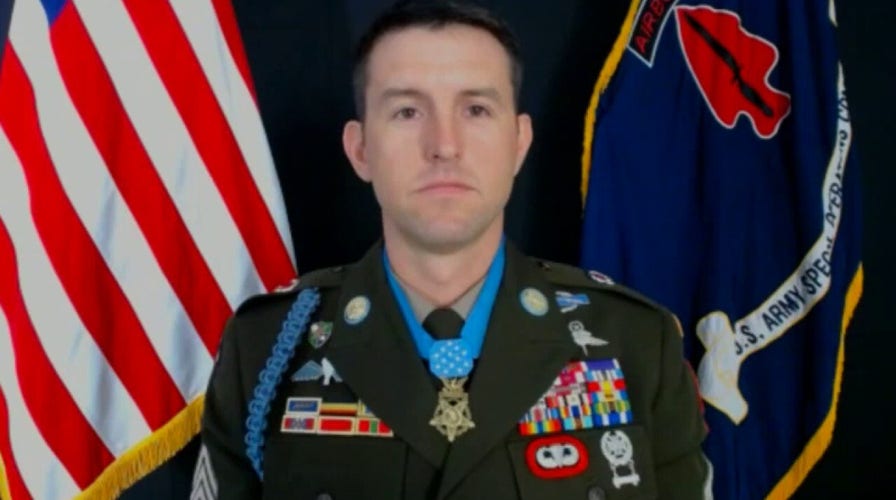 Medal of Honor recipient recounts rescuing ISIS hostages