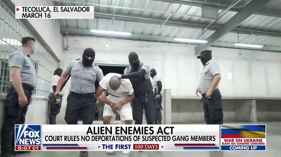 White House to take court ruling on suspected gang member deportations to Supreme Court