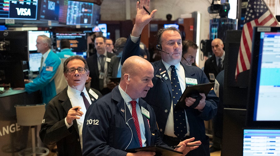 Wall Street sell-off continues as investors wait for stimulus package from Washington