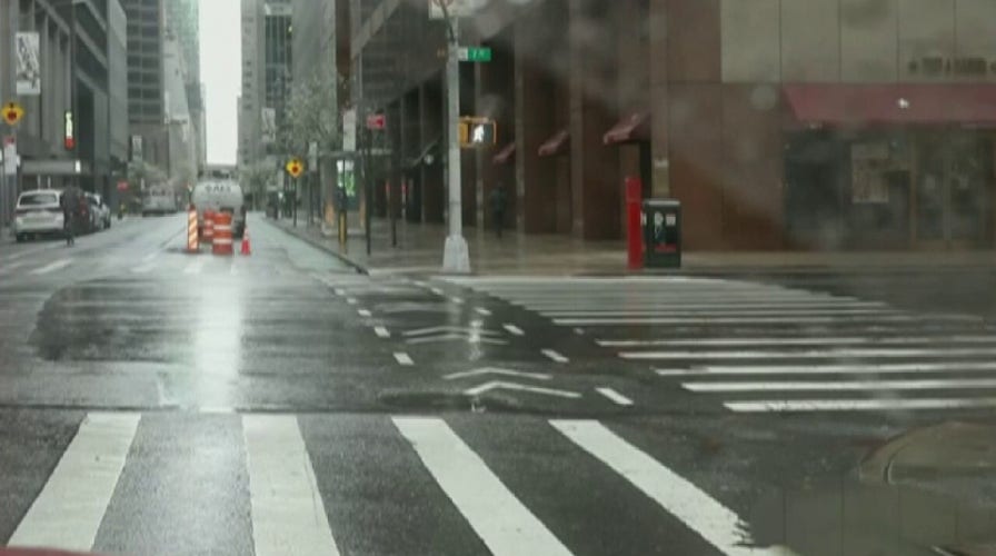 Former HHS secretary: Vital to adhere to social distancing guidelines