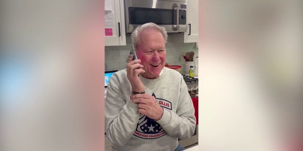 Trump calls family of fallen Staff Sgt Ollis to confirm Medal of Honor award