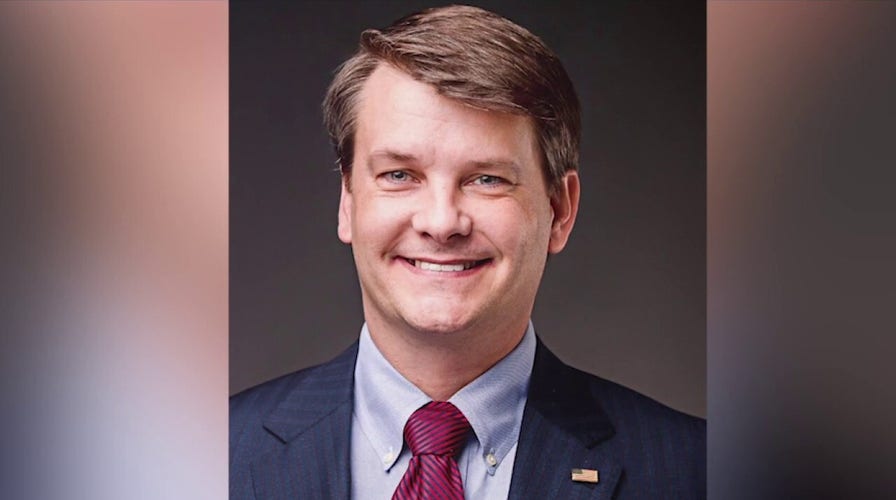 Widow of congressman-elect who died from coronavirus running for his seat