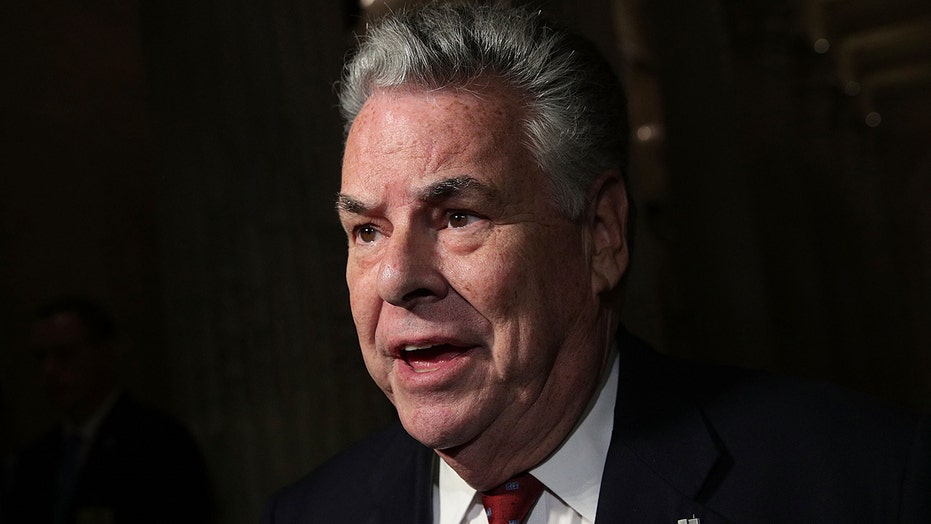 GOP Rep. Peter King Says He Has ‘no Choice’ But To Vote For Democrats ...