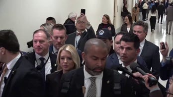Bondi arrives at Capitol Hill for House hearing, fields questions from Fox News’ Chad Pergram
