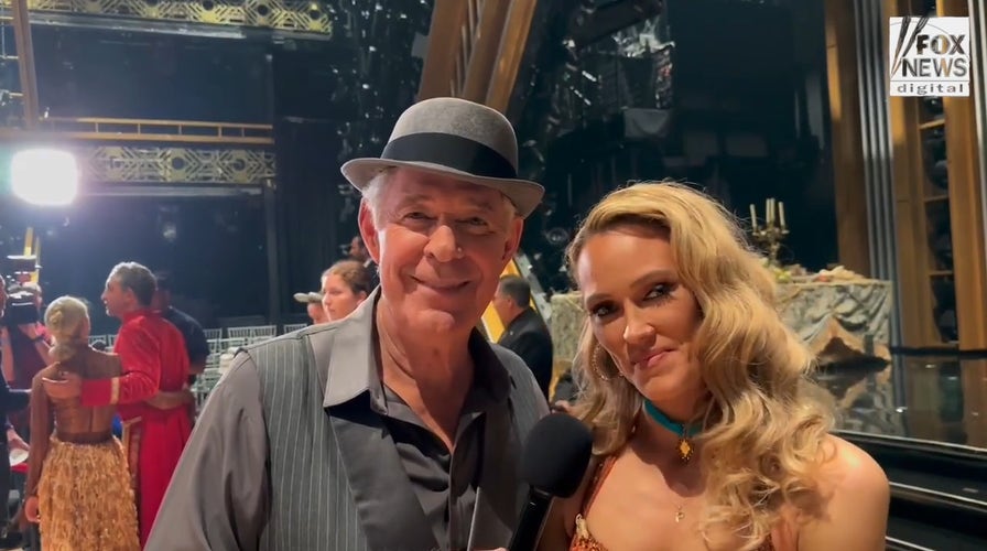 'Dancing with the Stars' Barry Williams on key to successful marriage: 'make her your princess'