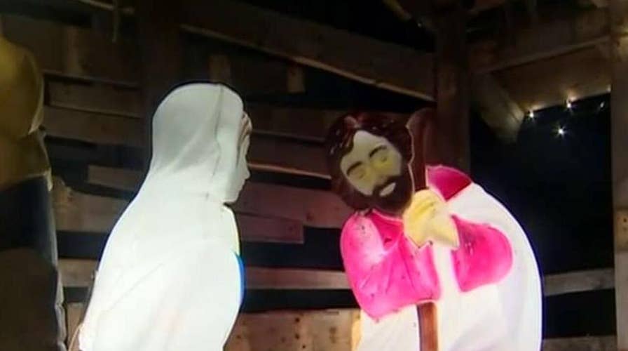 Minnesota town residents respond to nativity removal