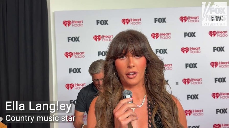 Ella Langley on her sophomore album 'Dandelion'