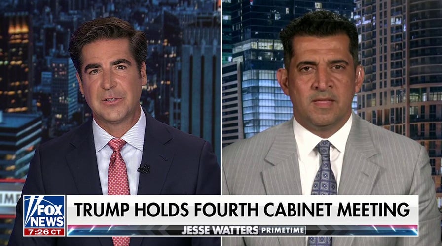 The Epstein issue is a 'big letdown,' Valuetainment founder argues