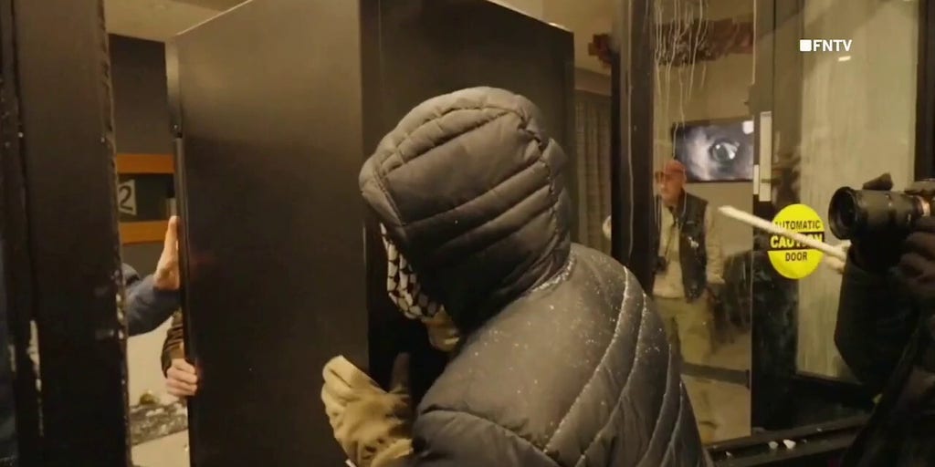 Anti-ICE demonstrators clash with federal agents in Minnesota