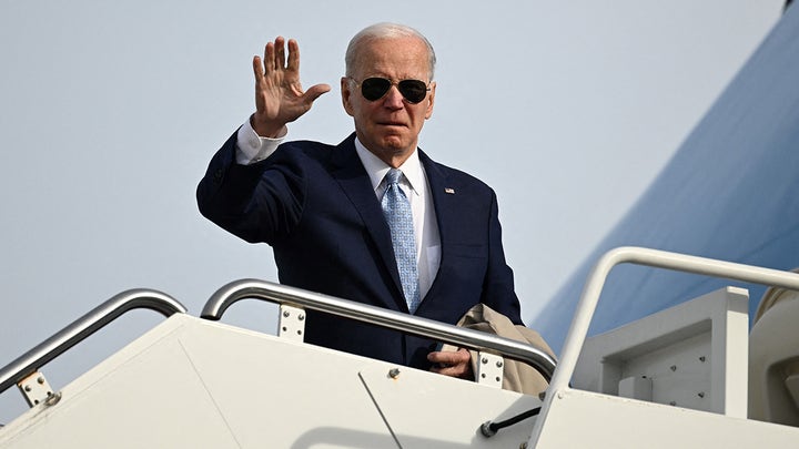 Biden arrives in El Paso, Texas for border visit 