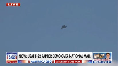 F-22 Raptor flyovers impress despite extreme heat in Washington, DC