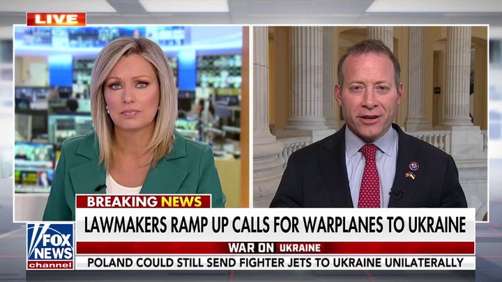 Bipartisan group of lawmakers asks Biden to send warplanes to Ukraine