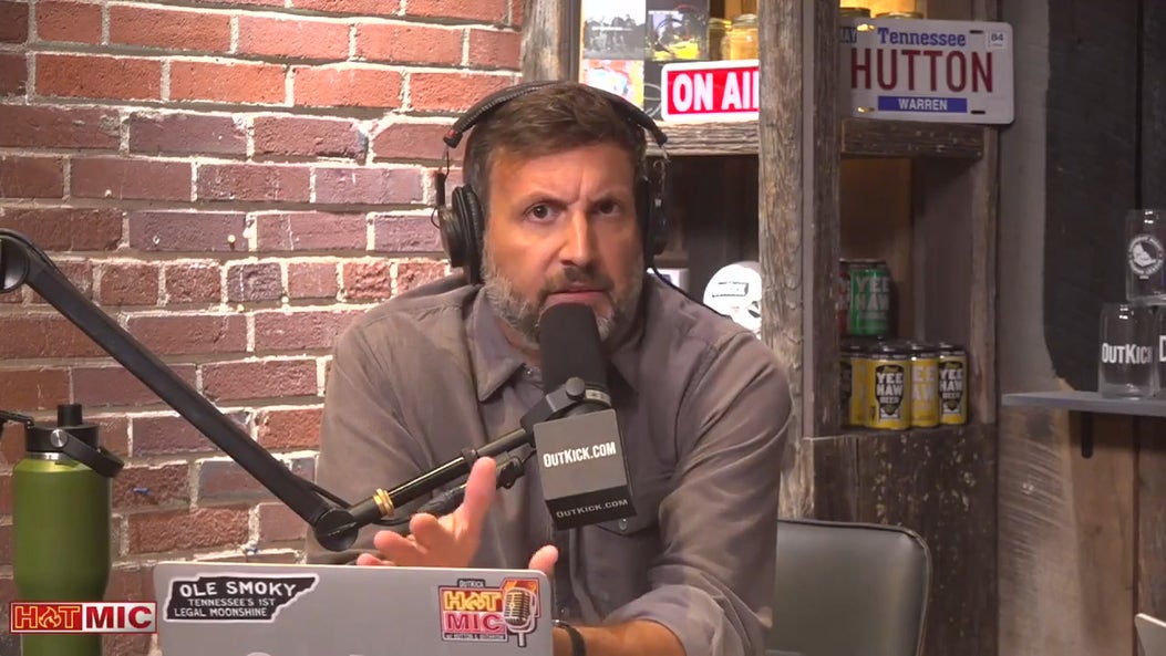 The ONLY Way Mike Vrabel Could Get Fired | Hot Mic w/ Hutton and Withrow