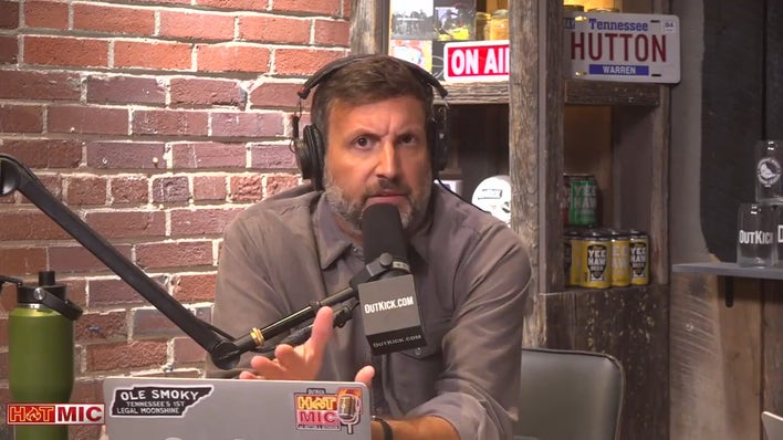 The ONLY Way Mike Vrabel Could Get Fired | Hot Mic w/ Hutton and Withrow