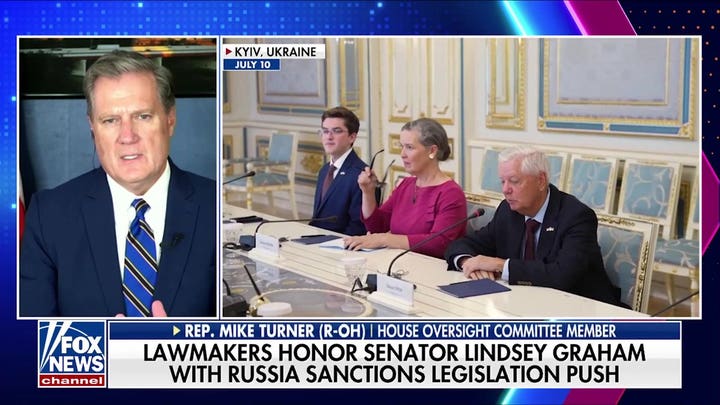 El diputado Mike : Lindsey se hizo eco de la voz de Estados Unidos en favor de la libertad»