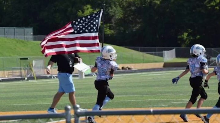 Tennessee youth football team pays tribute to local soldier killed in Kabul