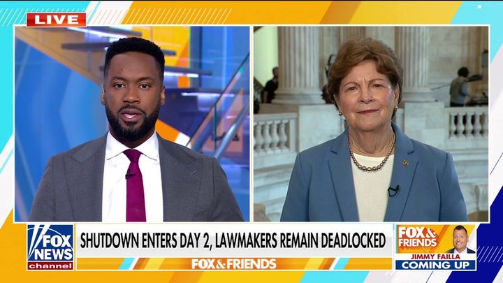 Democratic senator negotiates with Republicans to end shutdown