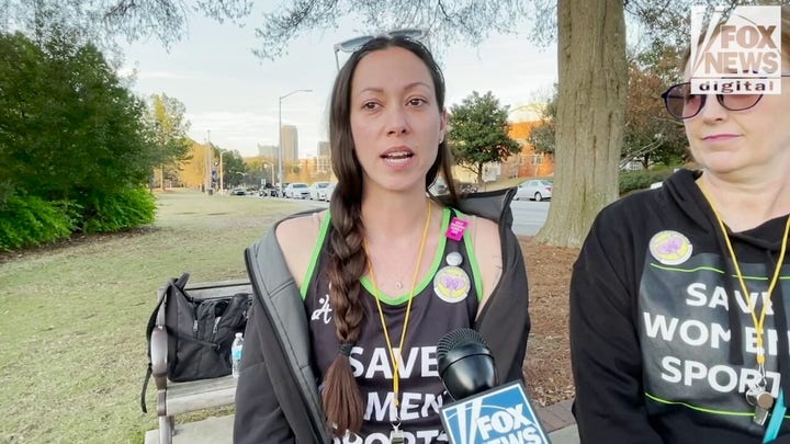WATCH: Feminists protesting Lia Thomas say they are politically homeless