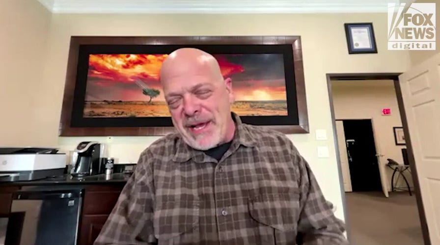 ‘Pawn Stars’ host Rick Harrison shares why he and wife Angie decided on a Vegas wedding